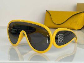 Picture of Loewe Sunglasses _SKUfw52366988fw